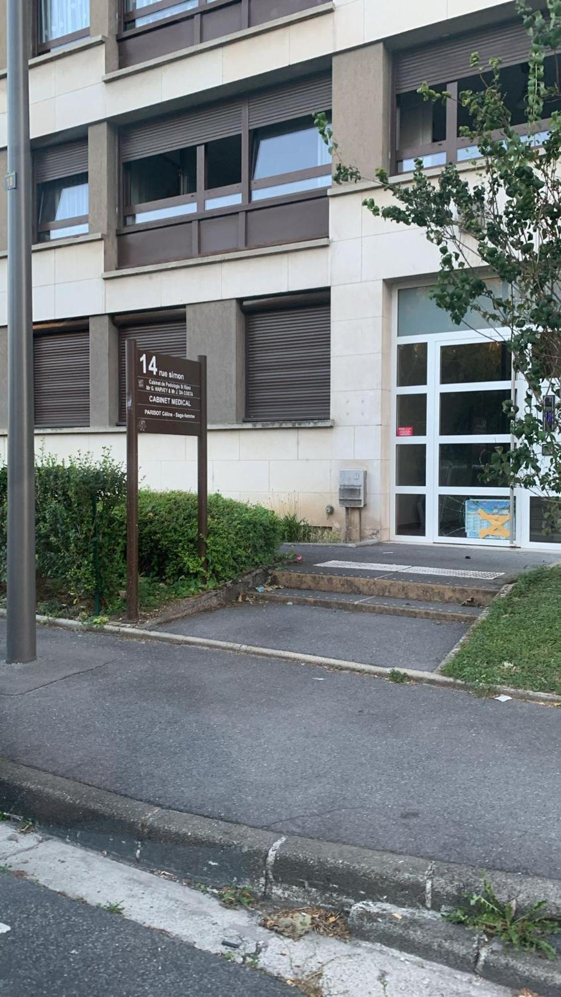 Reims Centre-Ville - 2 Chambres - 6 Personnes Au 1 Er Etage Esterno foto