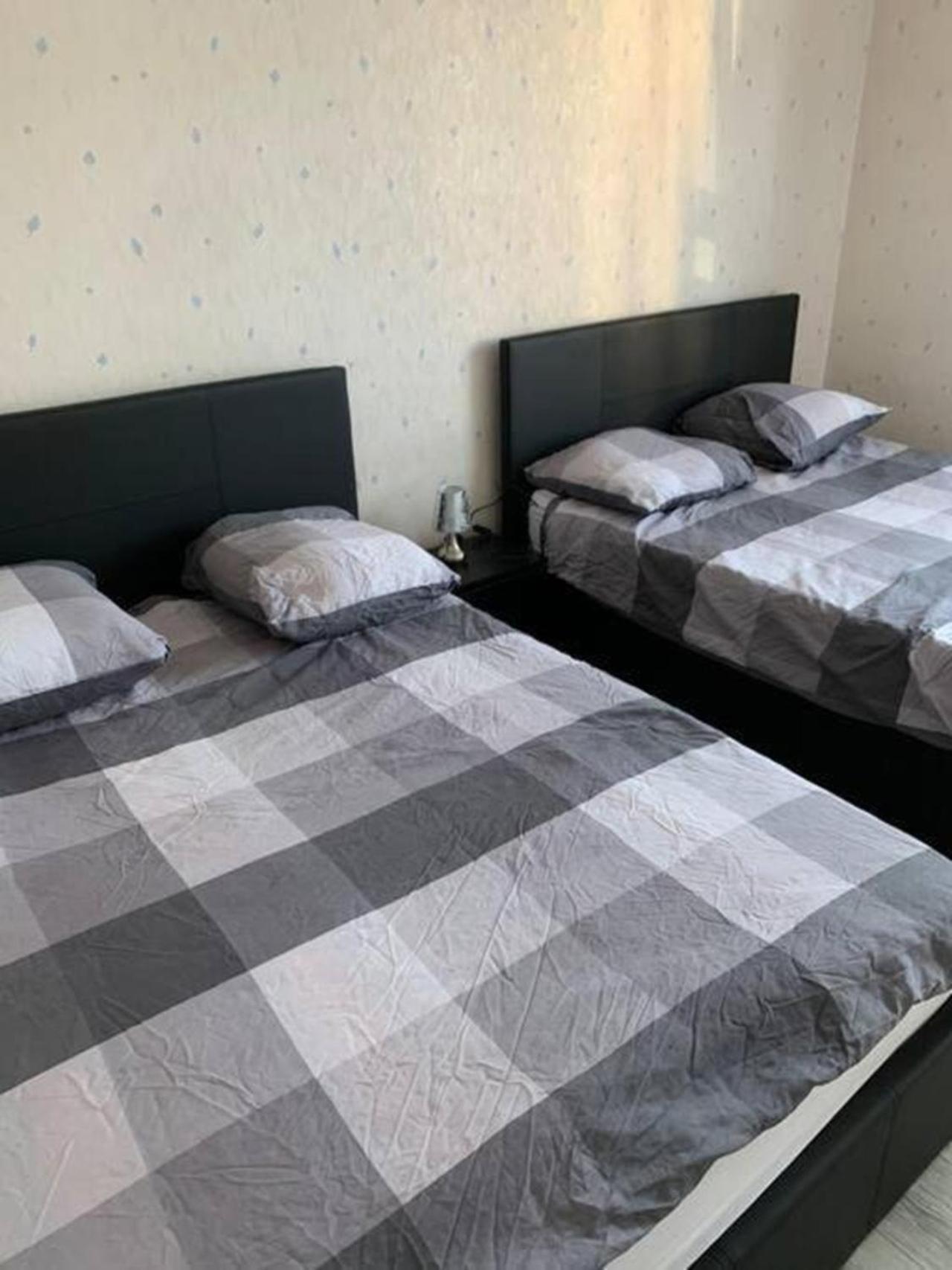Reims Centre-Ville - 2 Chambres - 6 Personnes Au 1 Er Etage Esterno foto