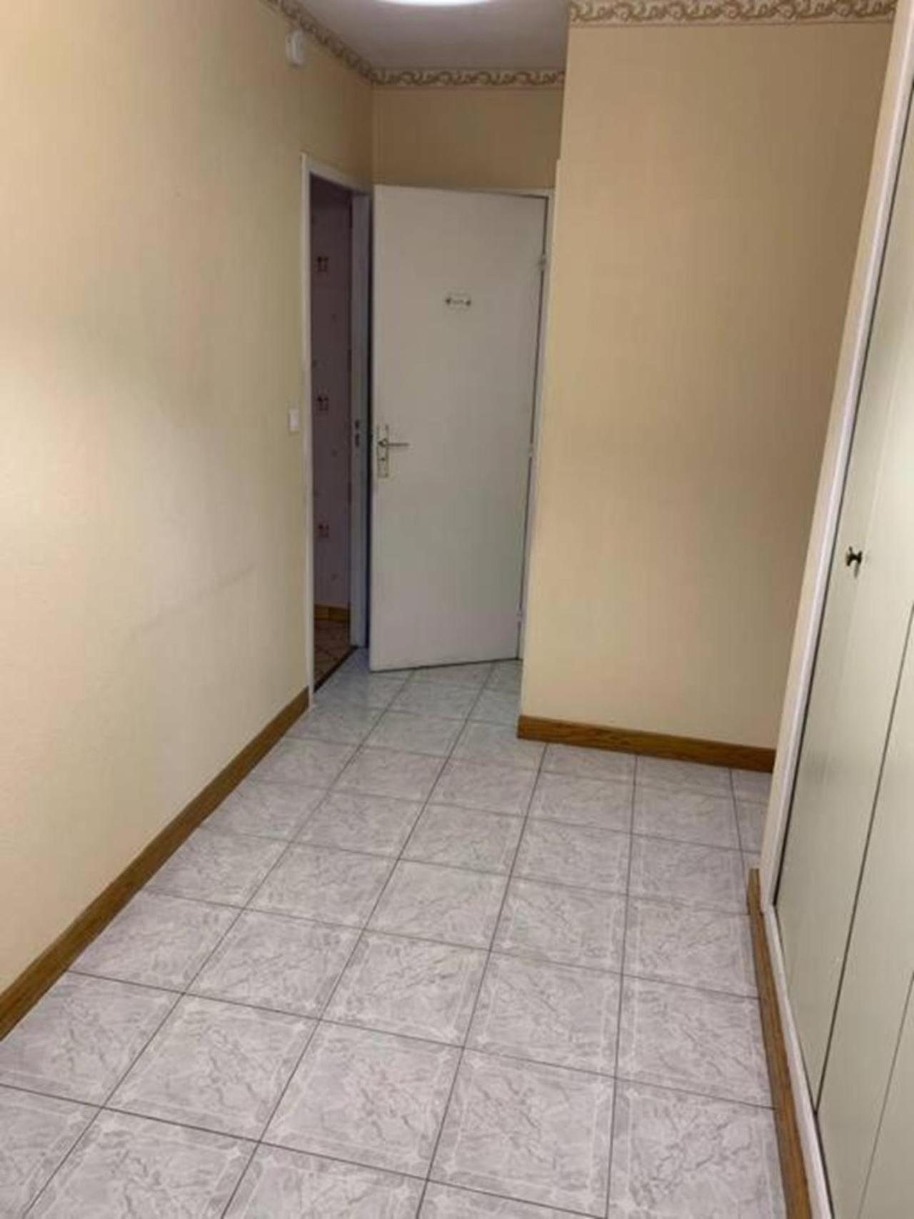 Reims Centre-Ville - 2 Chambres - 6 Personnes Au 1 Er Etage Esterno foto